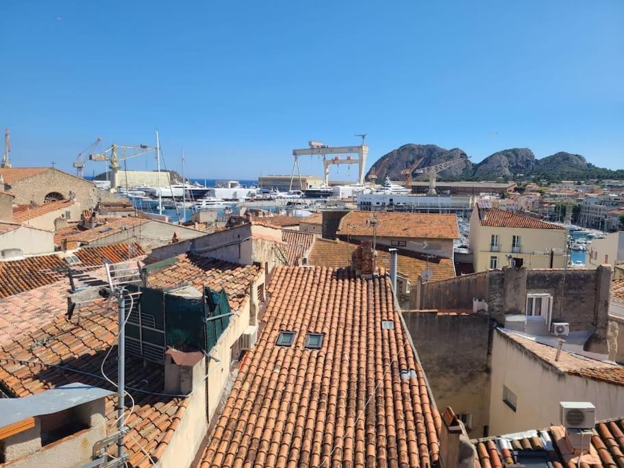 Superbe Appartement Familial En Coeur De Ville - Parking - Petit Dej Sur Demande La Ciotat Esterno foto